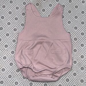 🛍CUTE LITTLE GIRLS ROMPER SIZE 3 MONTHS 🛍